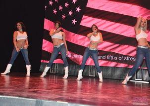 成人独舞舞蹈表演视频,成人独舞的激情演绎